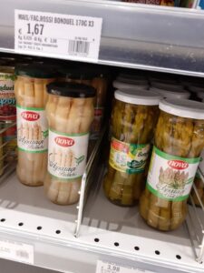 Where in the world is asparagus processed?